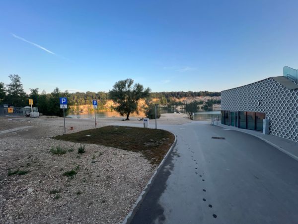 Place image